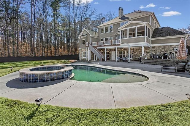 205 Timber Wolf Trail, Cumming, GA 30028