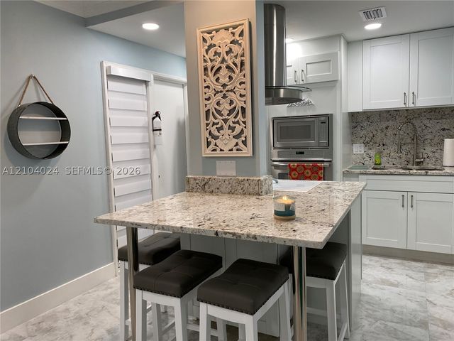 1967 S Ocean Blvd 207, Lauderdale By The Sea, FL 33062