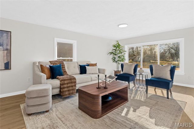 814 Vivian Street, Collinsville, IL 62234