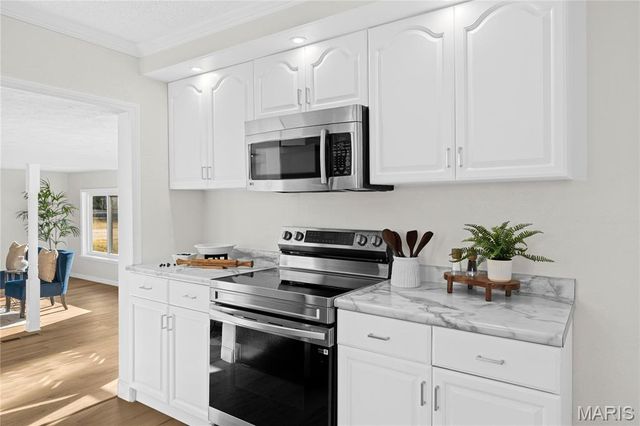 814 Vivian Street, Collinsville, IL 62234