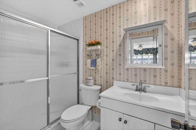 105 Paradise Harbour Boulevard 506, North Palm Beach, FL 33408