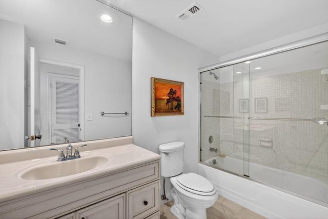 105 Paradise Harbour Boulevard 506, North Palm Beach, FL 33408