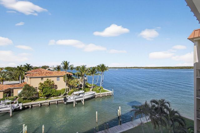 105 Paradise Harbour Boulevard 506, North Palm Beach, FL 33408