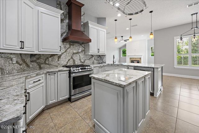 5017 CLAYTON Court, St. Augustine, FL 32092
