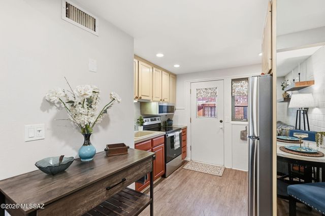 189 S Paseo Sarta Apt D, Green Valley, AZ 85614
