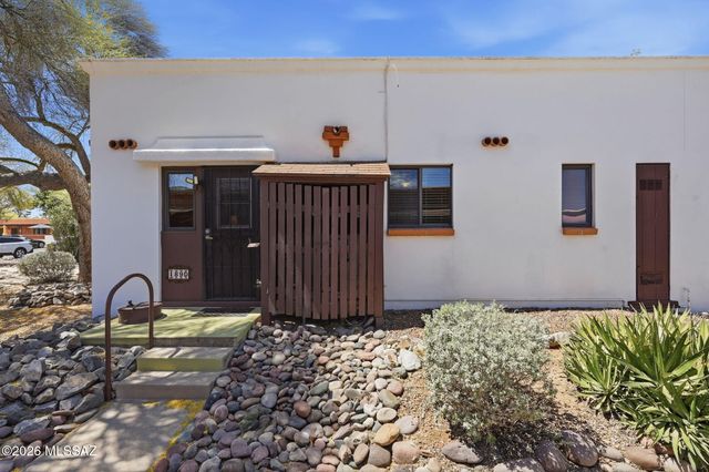 189 S Paseo Sarta Apt D, Green Valley, AZ 85614