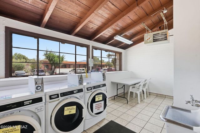 189 S Paseo Sarta Apt D, Green Valley, AZ 85614