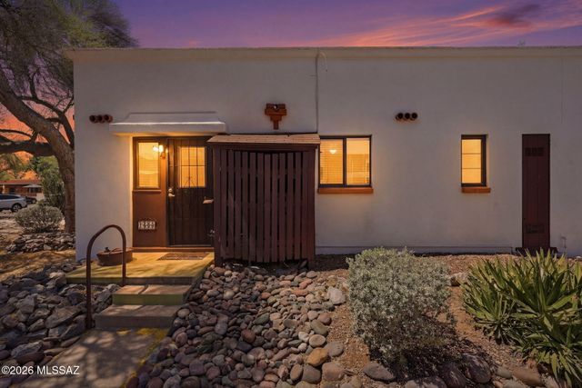 189 S Paseo Sarta Apt D, Green Valley, AZ 85614