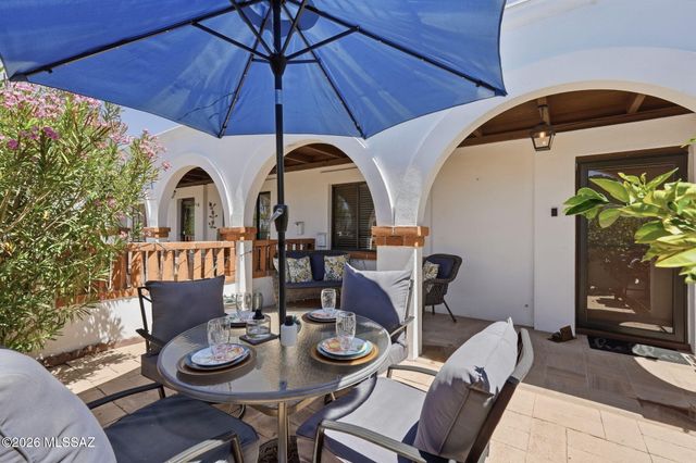 189 S Paseo Sarta Apt D, Green Valley, AZ 85614