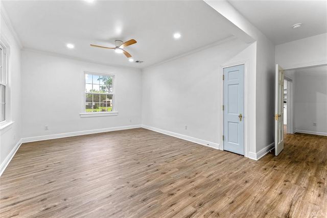 1026 11th Street, Lake Charles, LA 70601