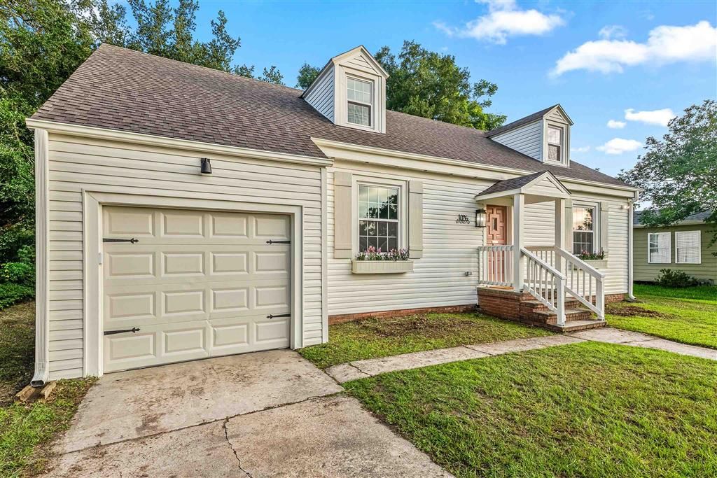 1026 11th Street, Lake Charles, LA 70601