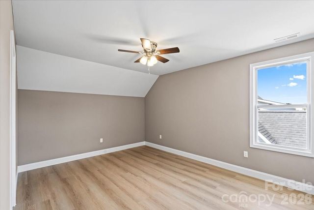 1033 12th Avenue Drive NW, Hickory, NC 28601