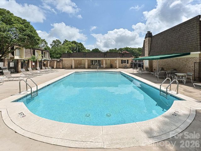 3520 Colony Road C, Charlotte, NC 28211