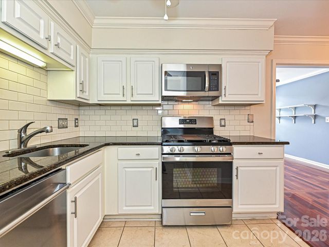 3520 Colony Road C, Charlotte, NC 28211