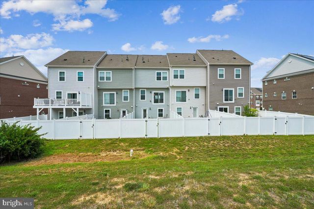 5322 PHILLIS WHEATLEY PL, White Plains, MD 20695