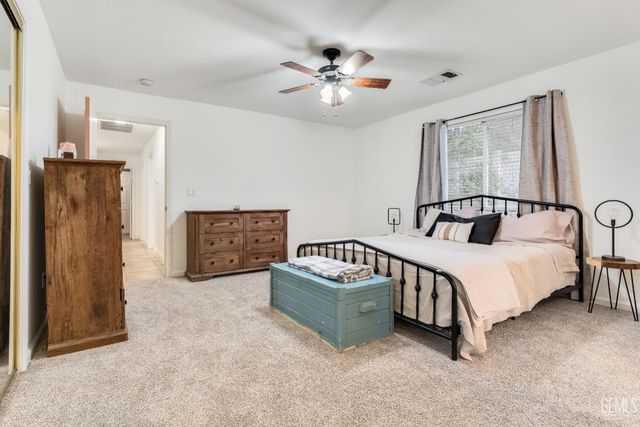 243 Deep Creek Drive, Bakersfield, CA 93308