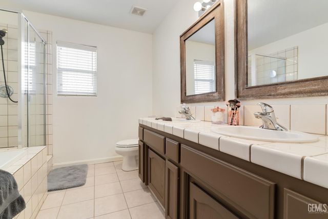 243 Deep Creek Drive, Bakersfield, CA 93308