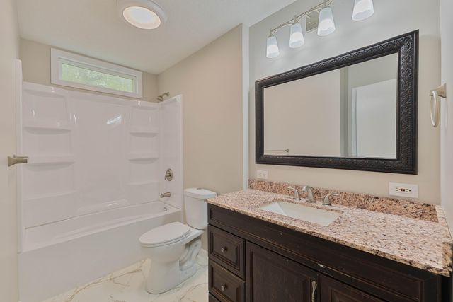 645 ARNOLD Avenue, Council Bluffs, IA 51503