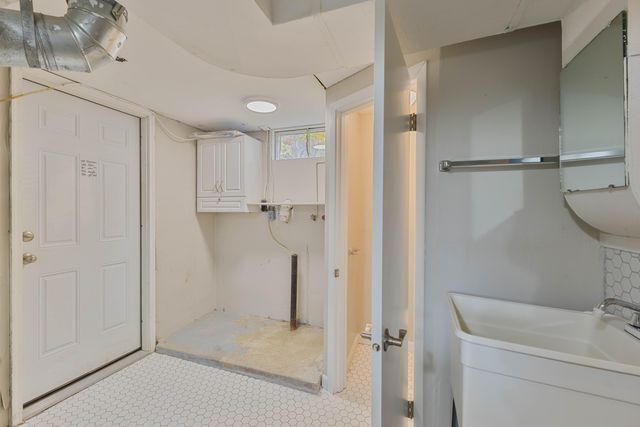 645 ARNOLD Avenue, Council Bluffs, IA 51503