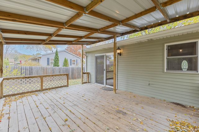 645 ARNOLD Avenue, Council Bluffs, IA 51503