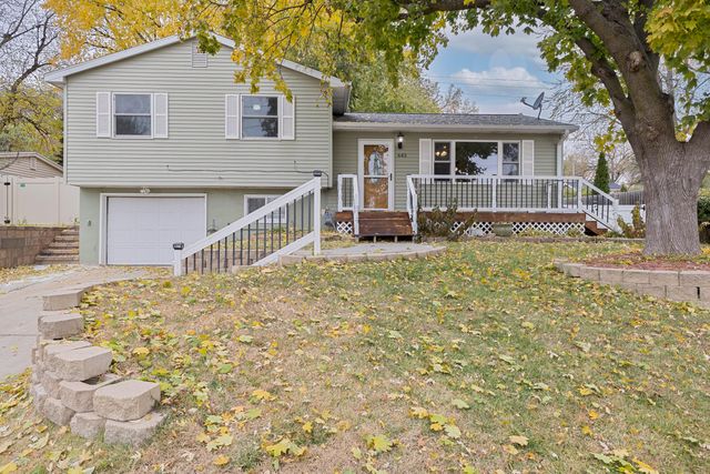 645 ARNOLD Avenue, Council Bluffs, IA 51503