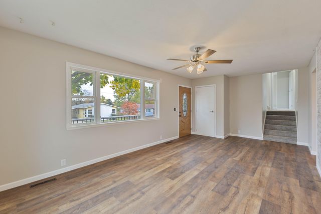 645 ARNOLD Avenue, Council Bluffs, IA 51503