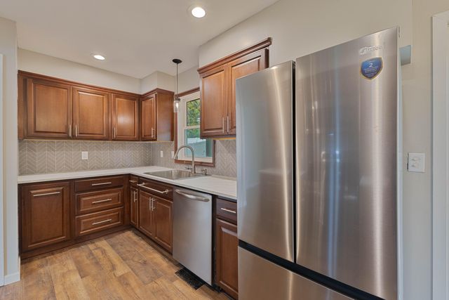 645 ARNOLD Avenue, Council Bluffs, IA 51503