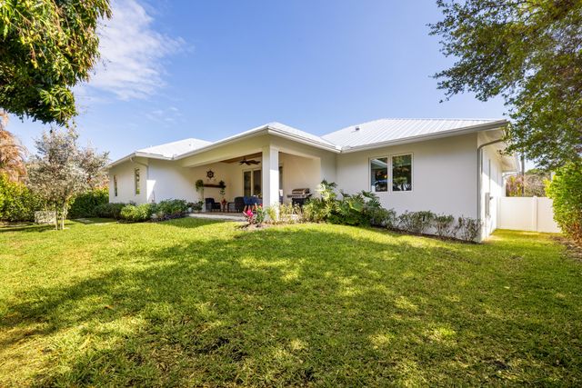 5169 SE Horseshoe Point Road, Stuart, FL 34997