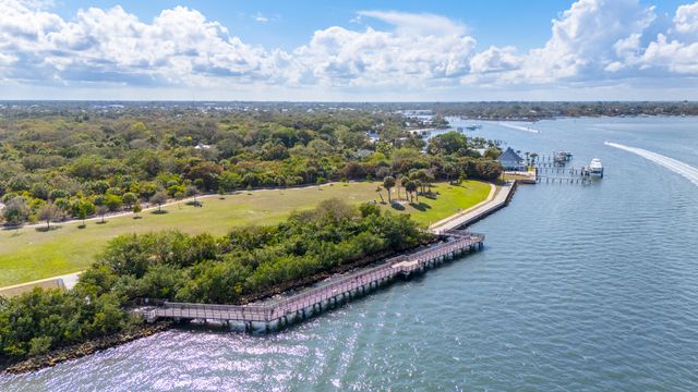 5169 SE Horseshoe Point Road, Stuart, FL 34997