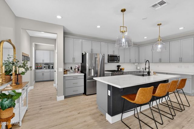 1663 W GORDON Street, San Tan Valley, AZ 85144