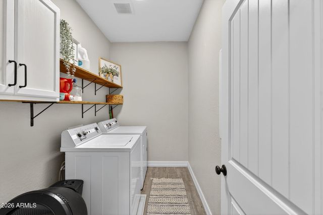 1663 W GORDON Street, San Tan Valley, AZ 85144