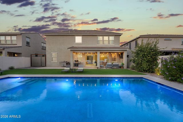 1663 W GORDON Street, San Tan Valley, AZ 85144