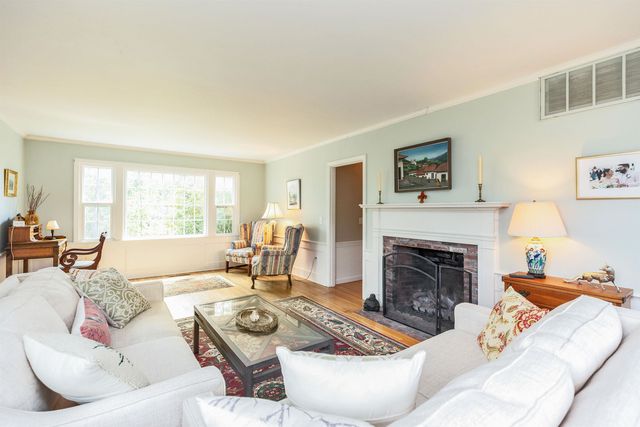 30 Orchard Hill Road, Peterborough, NH 03458