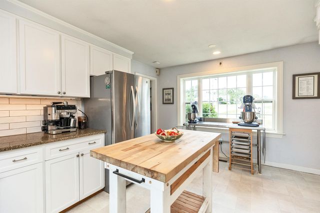 30 Orchard Hill Road, Peterborough, NH 03458