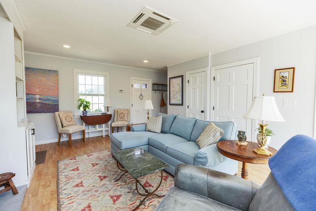 30 Orchard Hill Road, Peterborough, NH 03458