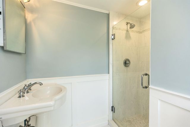 30 Orchard Hill Road, Peterborough, NH 03458