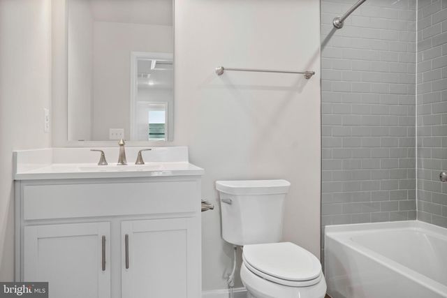 44 SPADE END RD, Inwood, WV 25428