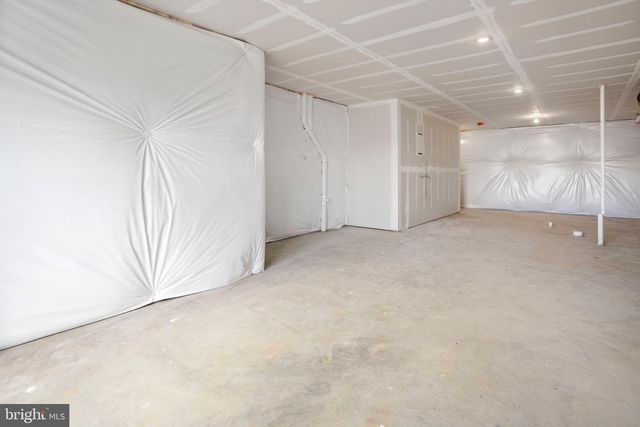 44 SPADE END RD, Inwood, WV 25428