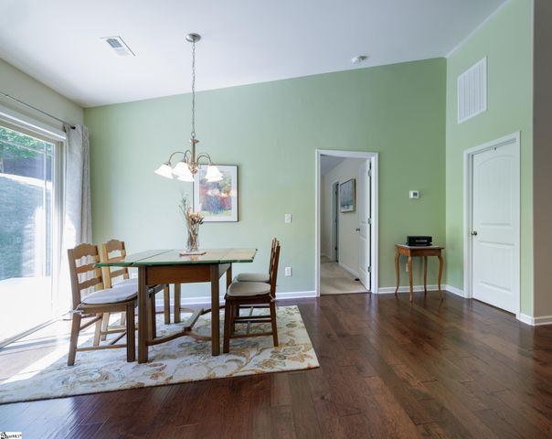 108 Summerdale Drive, Taylors, SC 29687