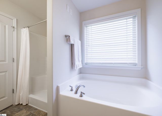 108 Summerdale Drive, Taylors, SC 29687