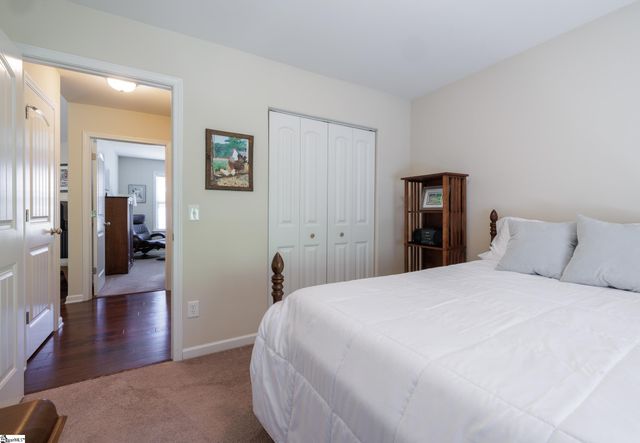108 Summerdale Drive, Taylors, SC 29687