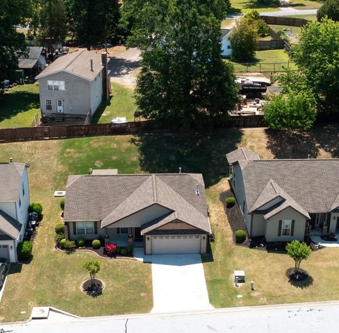 108 Summerdale Drive, Taylors, SC 29687
