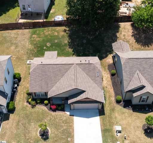108 Summerdale Drive, Taylors, SC 29687