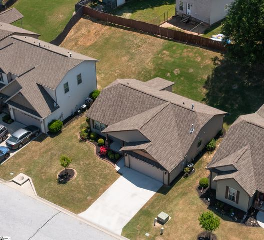 108 Summerdale Drive, Taylors, SC 29687