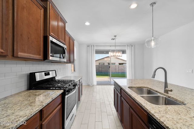 10661 W Filbert Street, Marana, AZ 85653