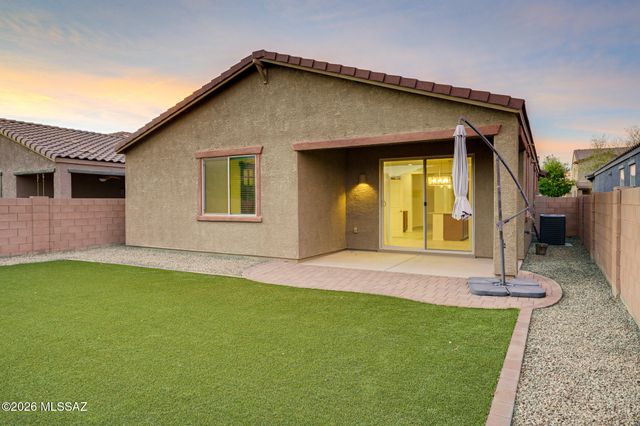 10661 W Filbert Street, Marana, AZ 85653