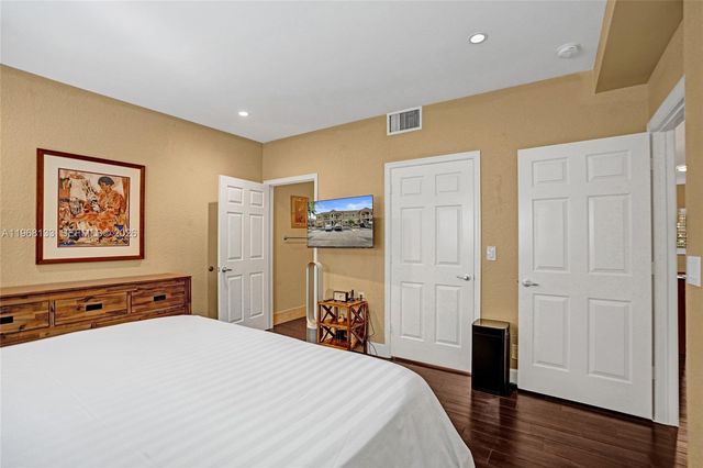 4812 Washington St 3, Hollywood, FL 33021