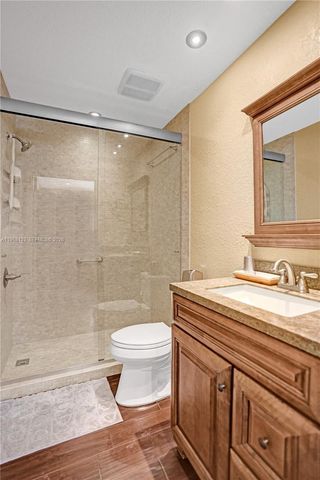 4812 Washington St 3, Hollywood, FL 33021