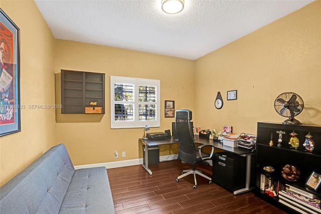 4812 Washington St 3, Hollywood, FL 33021