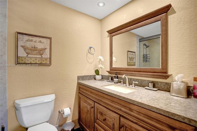 4812 Washington St 3, Hollywood, FL 33021